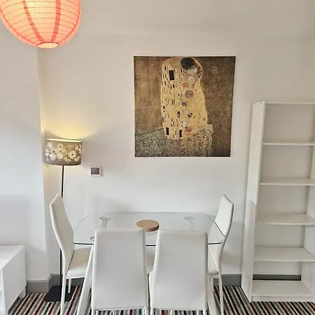 Apartament Creative Quarter Living 1br Flat At Paintworks Bristol