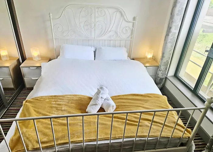 Creative Quarter Living 1br Flat At Paintworks Апартаменти